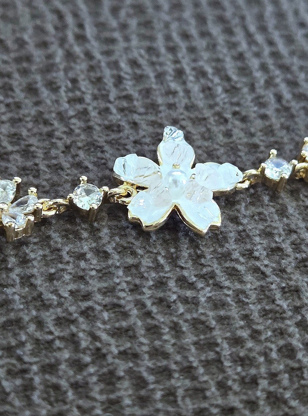 La Meno Druzy Flower🌸 Bracelet - NIB - Picture 16 of 16